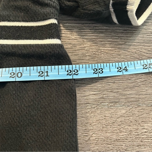 Supreme Spell Out Tee - Picture 8 of 8